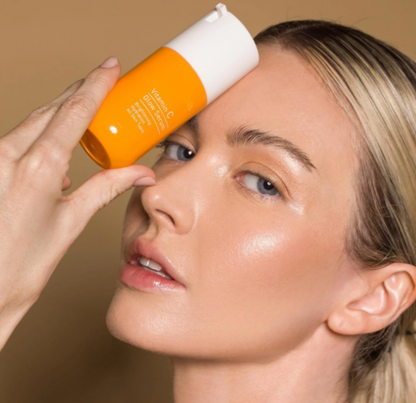 VITAMIN C GLOW SERUM