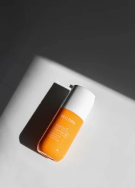 DR. C. TUNA VITAMIN C GLOW SERUM