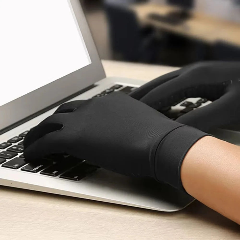 Copper compression gloves, view 4