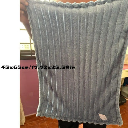 Coral fleece blanket, view 5
