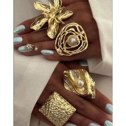4 Pcs Exaggerated Gold Color Ring Set