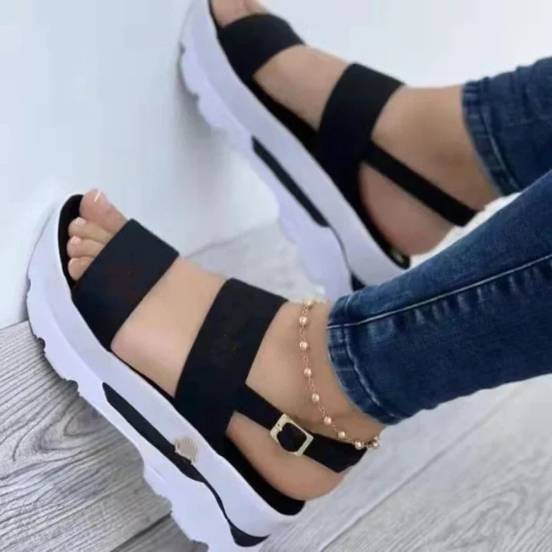 Buckle strap sandals in black