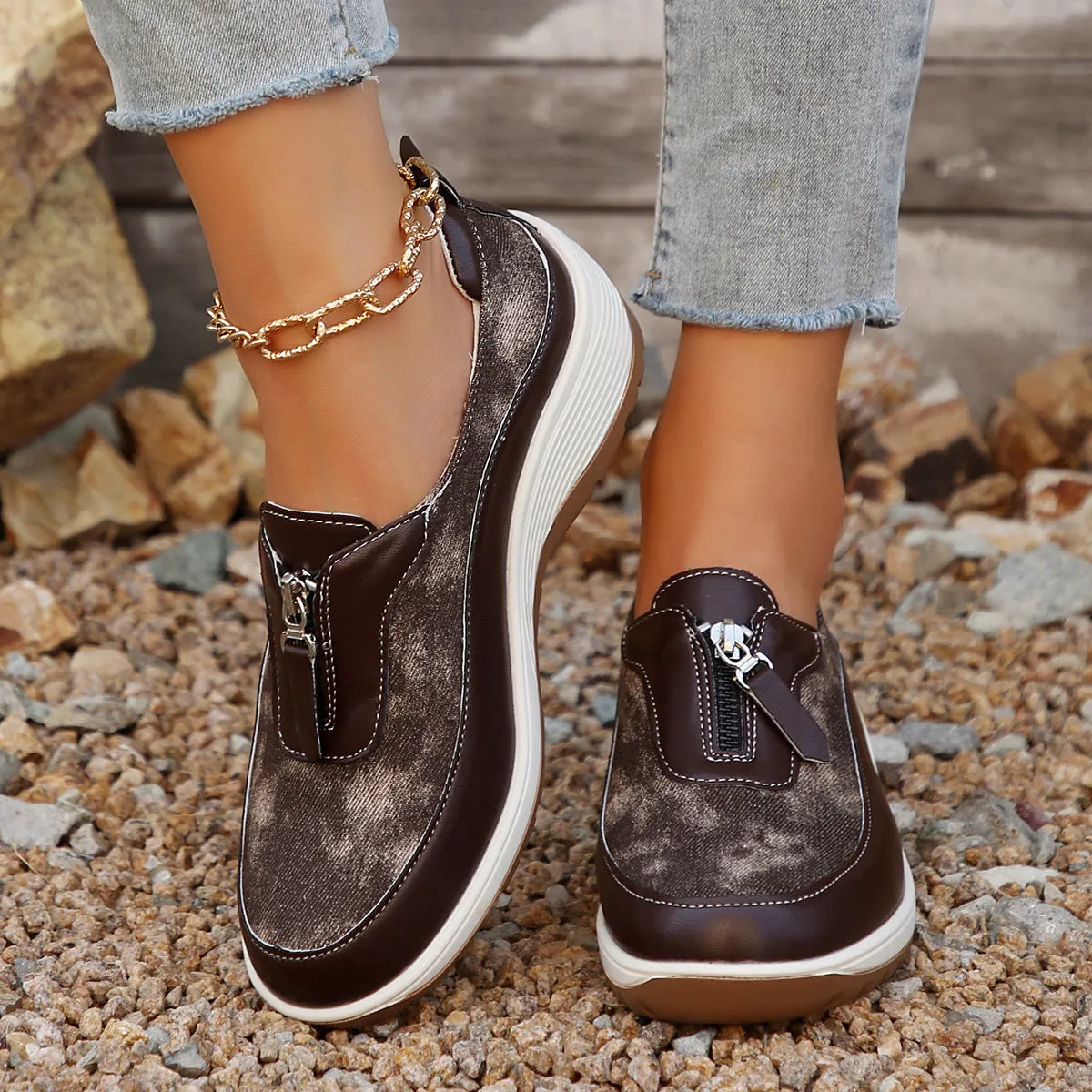 Wedge Sneakers with Zip