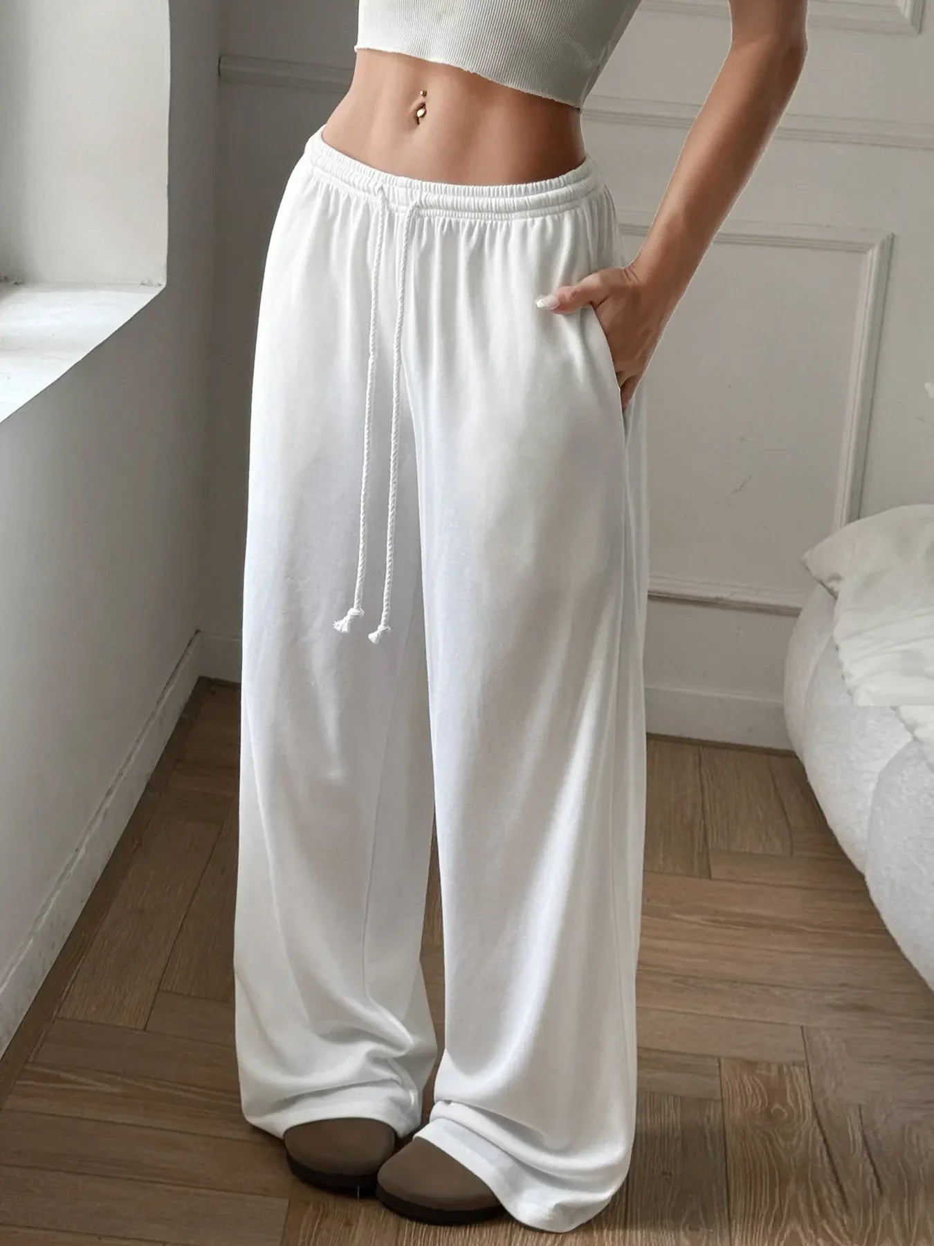 Relaxed Wide Leg Drawstring Pants