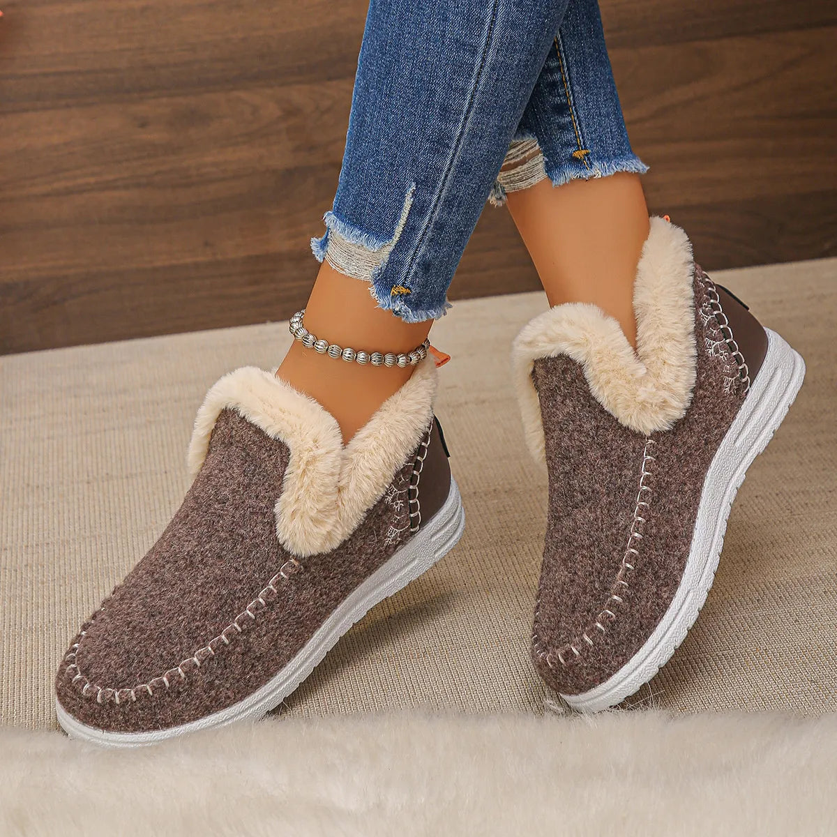 Fleece-Lined Round Toe Ankle Boots
