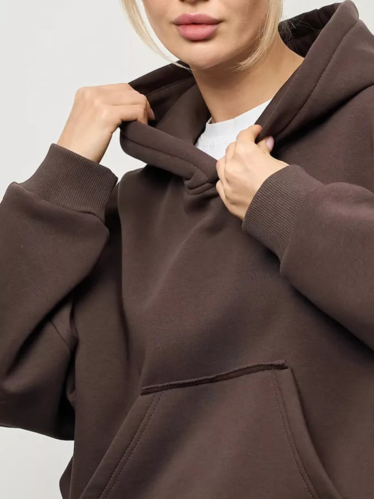 Oversized kangaroo pocket hoodie, view 3