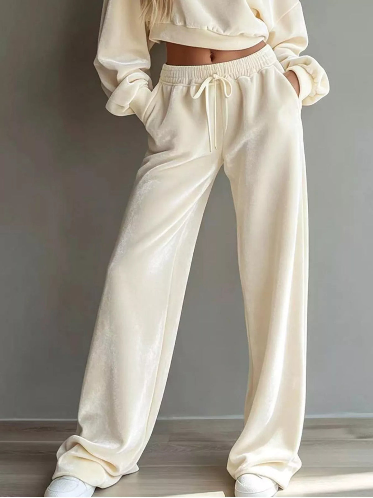 Plus Size Cropped Sweatshirt & Wide-Leg Pants Set