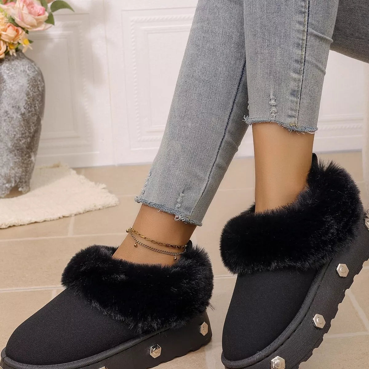 Round Toe Platform Boots