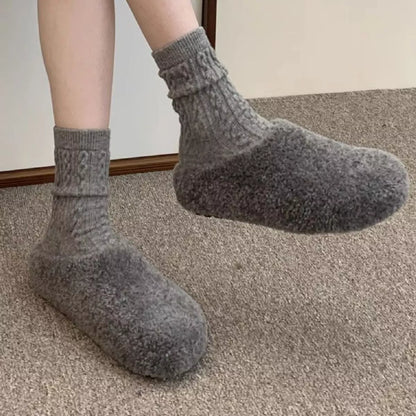 Round Toe Fuzzy Indoor Slippers
