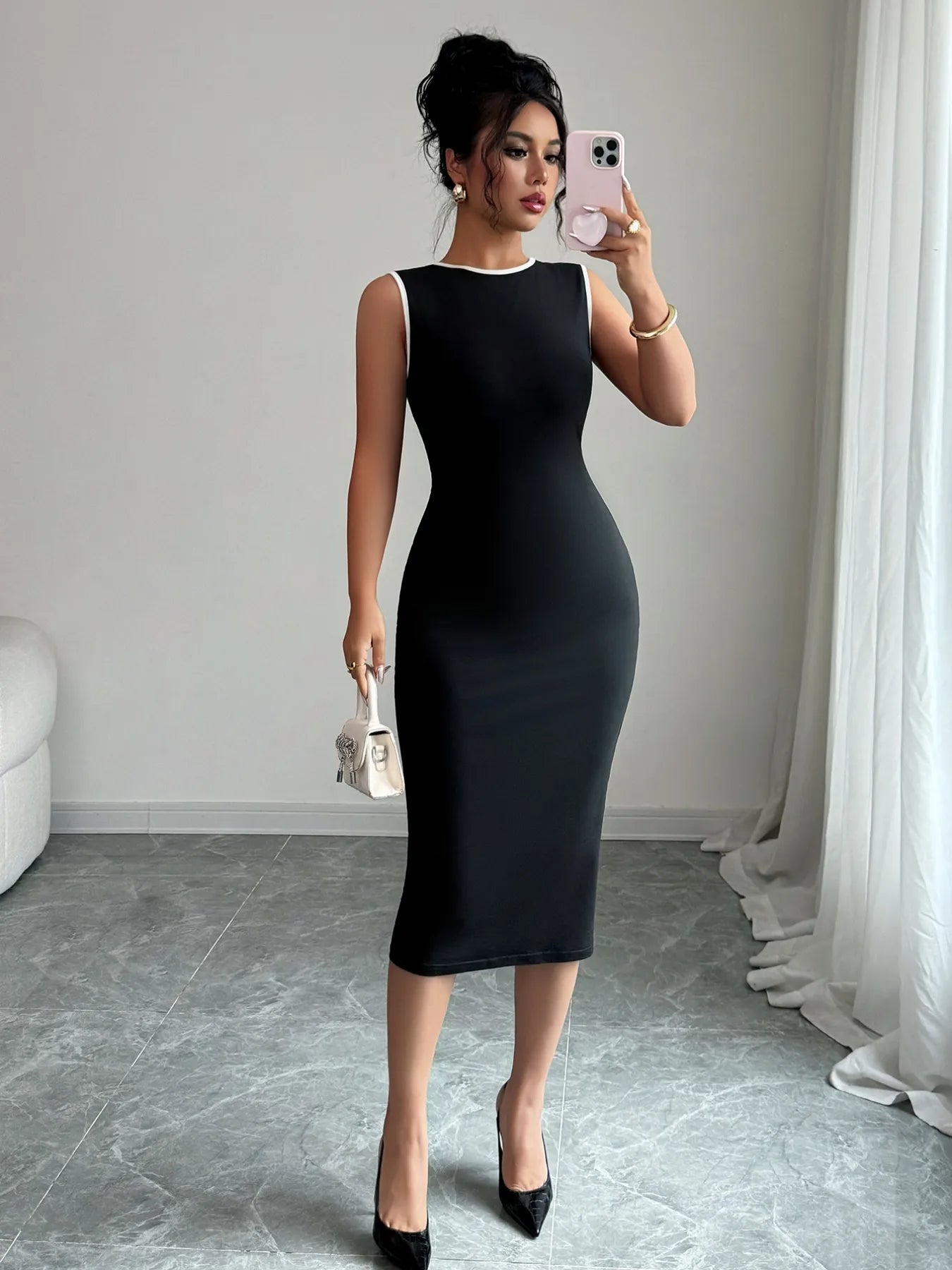 Contrast Bow Back Sleeveless Midi Dress