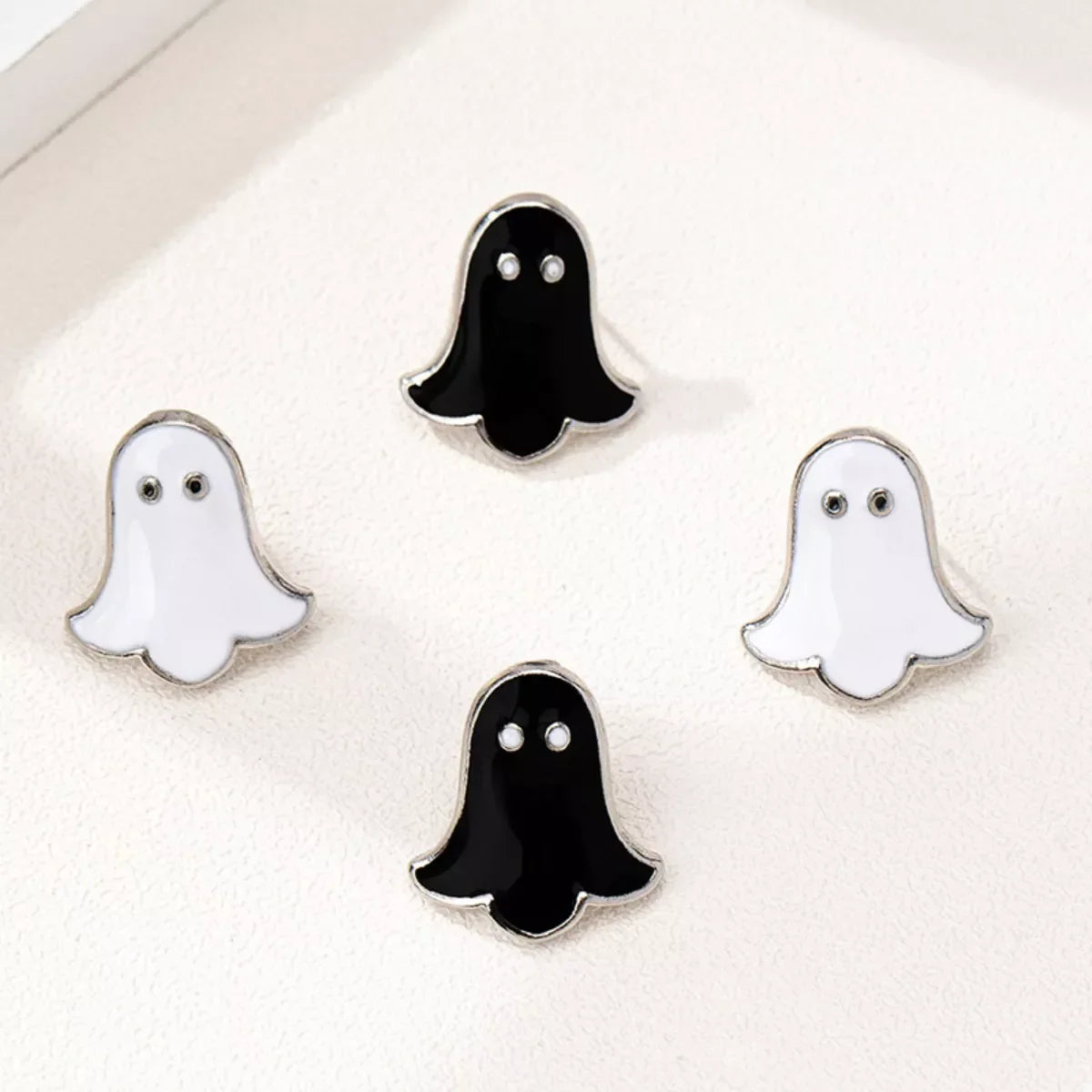 2 Pair Halloween Ghost Stud Earrings