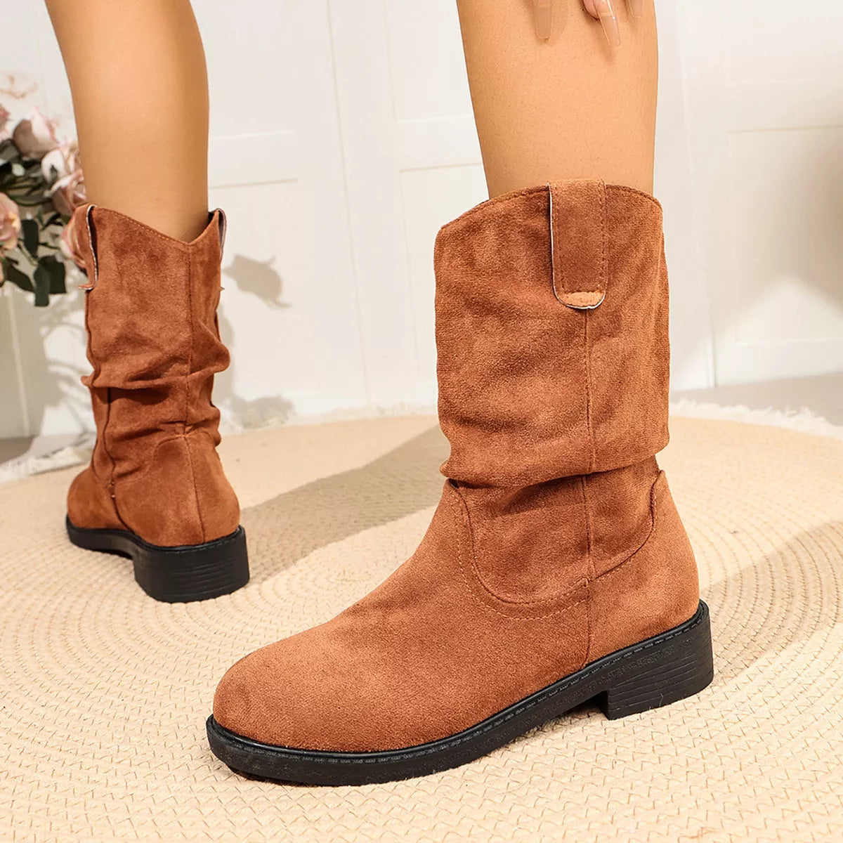 Round Toe Slouchy Boots