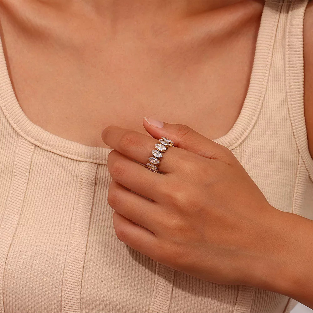 Gold-plated bracelet and ring set, view 3