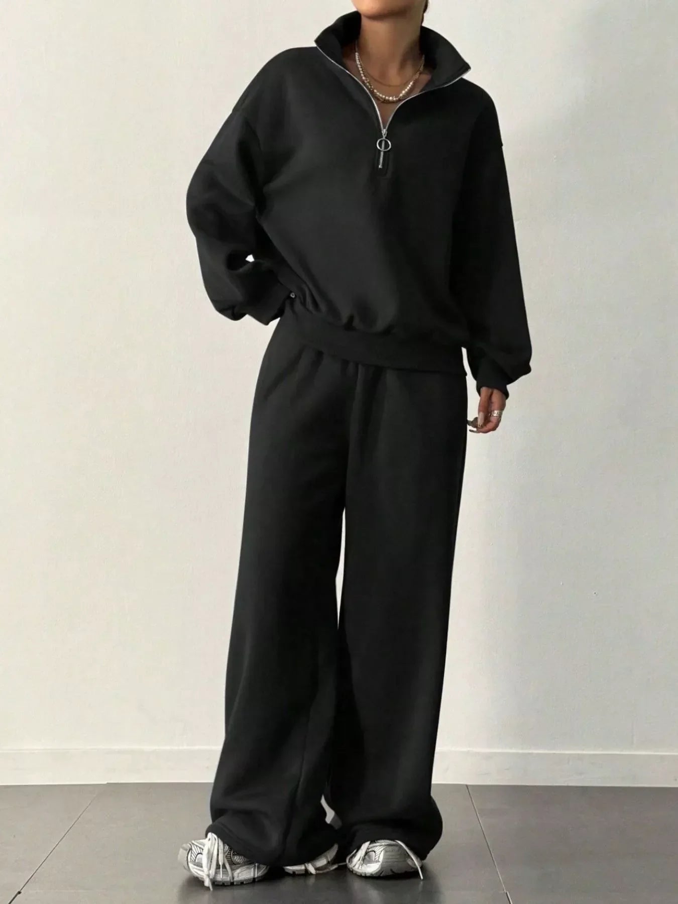 Sweatshirt and Pants Set