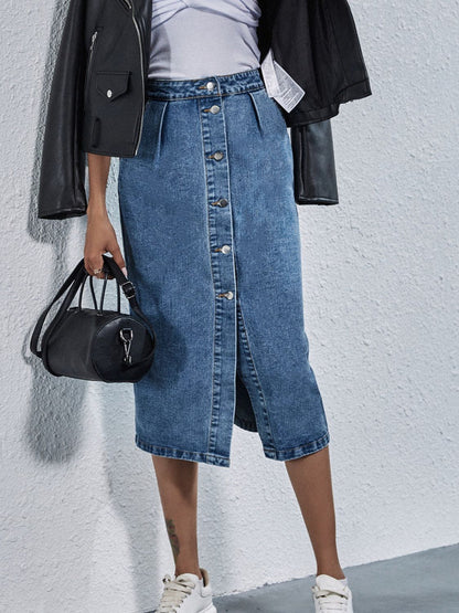 Buttoned Denim Skirt with Pockets