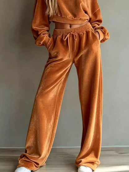 Plus Size Cropped Sweatshirt & Wide-Leg Pants Set
