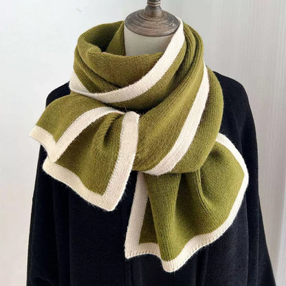 Contrast Trim Winter Scarf