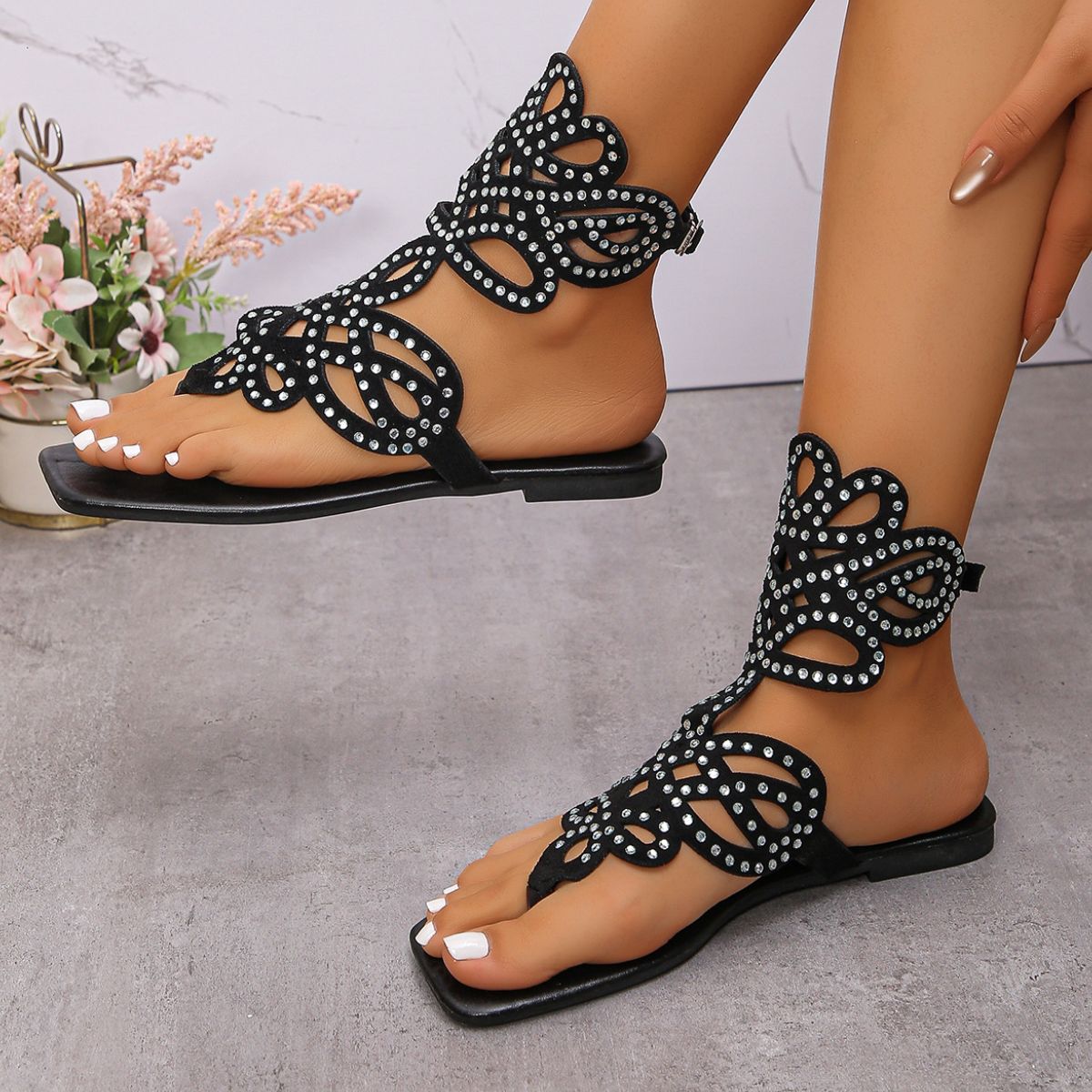 Toe Post Flats Sandals