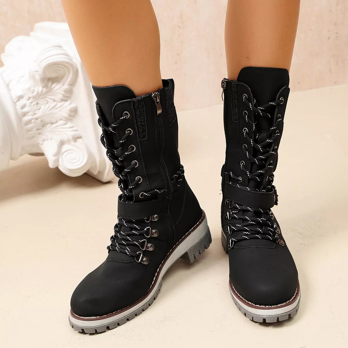 Round Toe Lace Up Boots