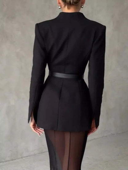 Slim-Fit Structured Waist Blazer