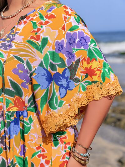 Plus Size Lace Detail Printed Dress