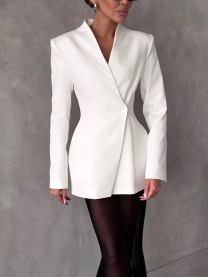 Slim-Fit Structured Waist Blazer