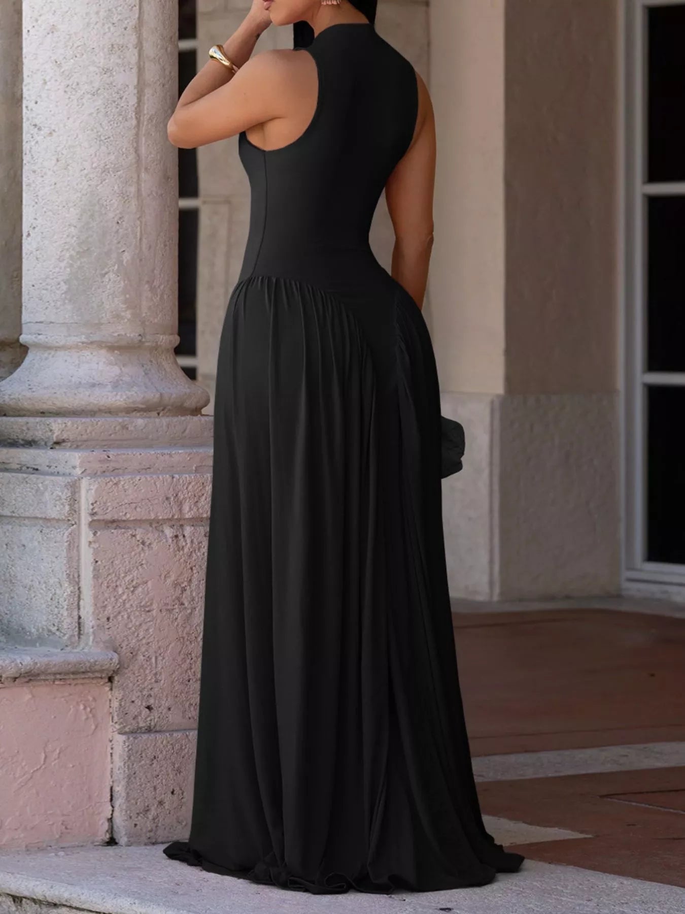 Sleeveless O-Neck Maxi Dress