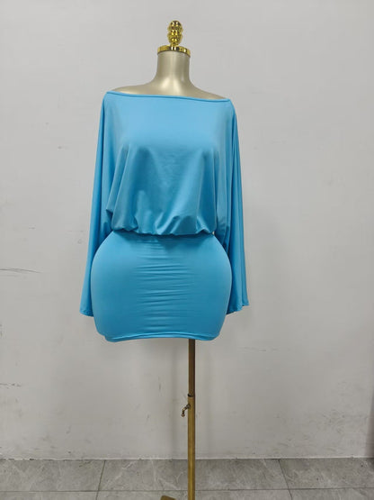 Bat long sleeved hugging short dress