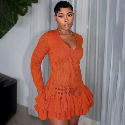 Edge deep V-neck long sleeved dress