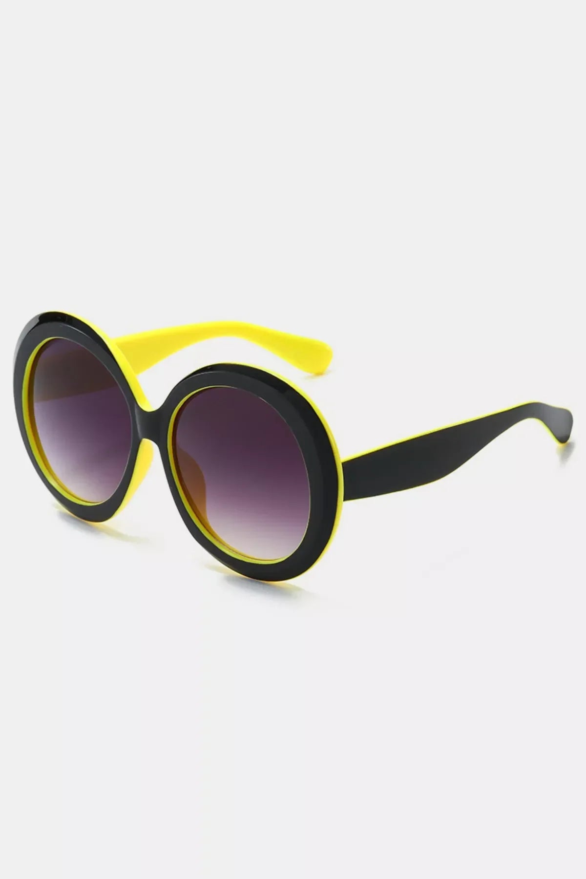 Oversized round sunglasses in Style D
