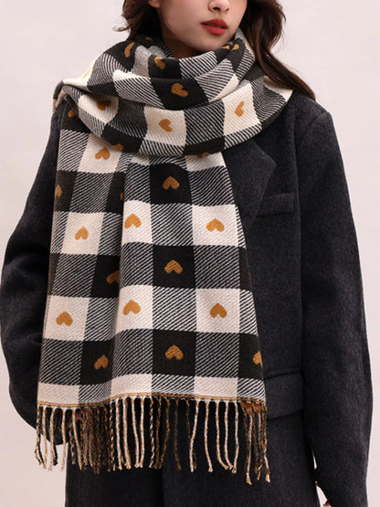 Heart Pattern Plaid Tassel Scarf