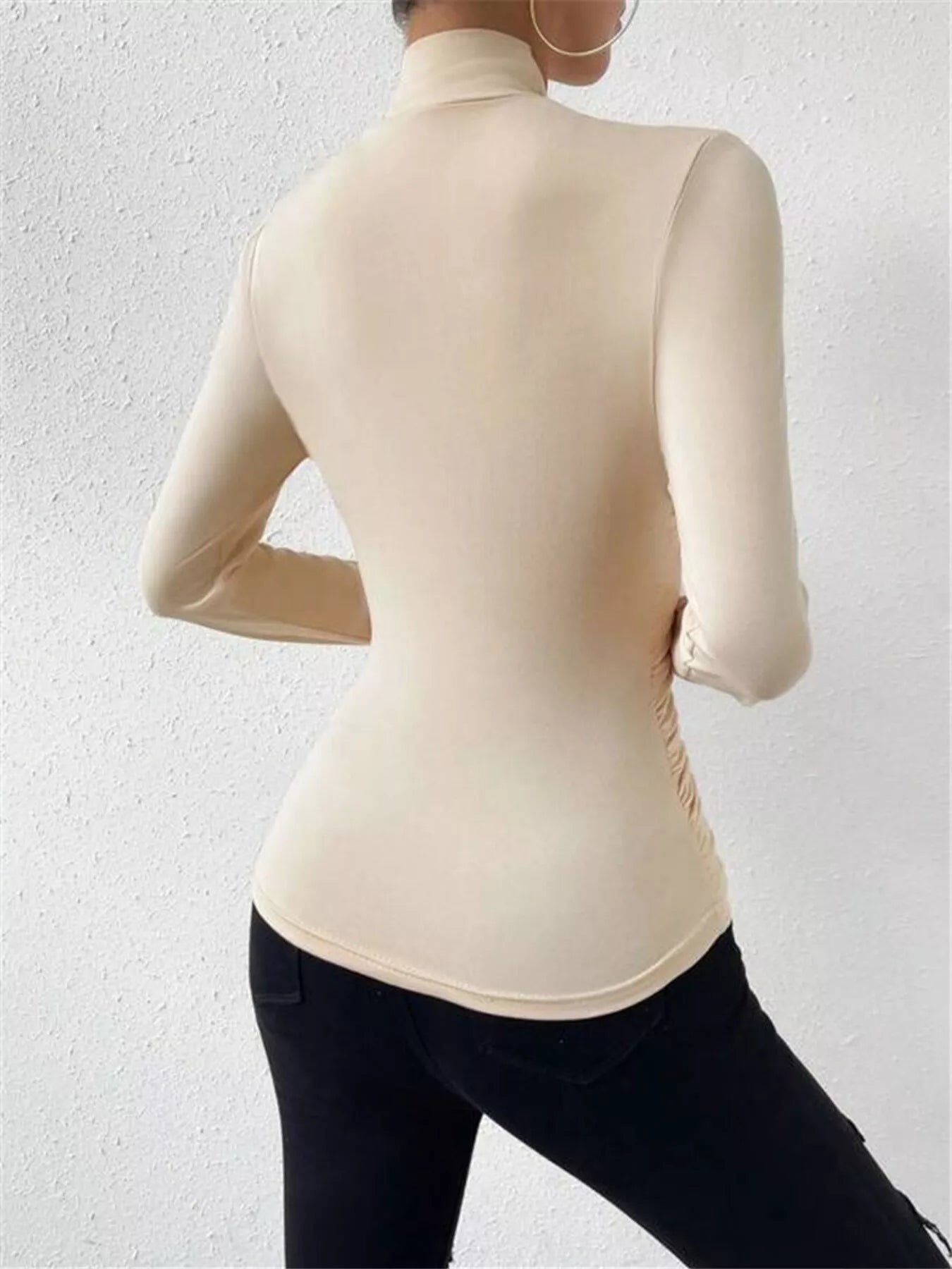 Ruched Long Sleeve Slim Fit Top
