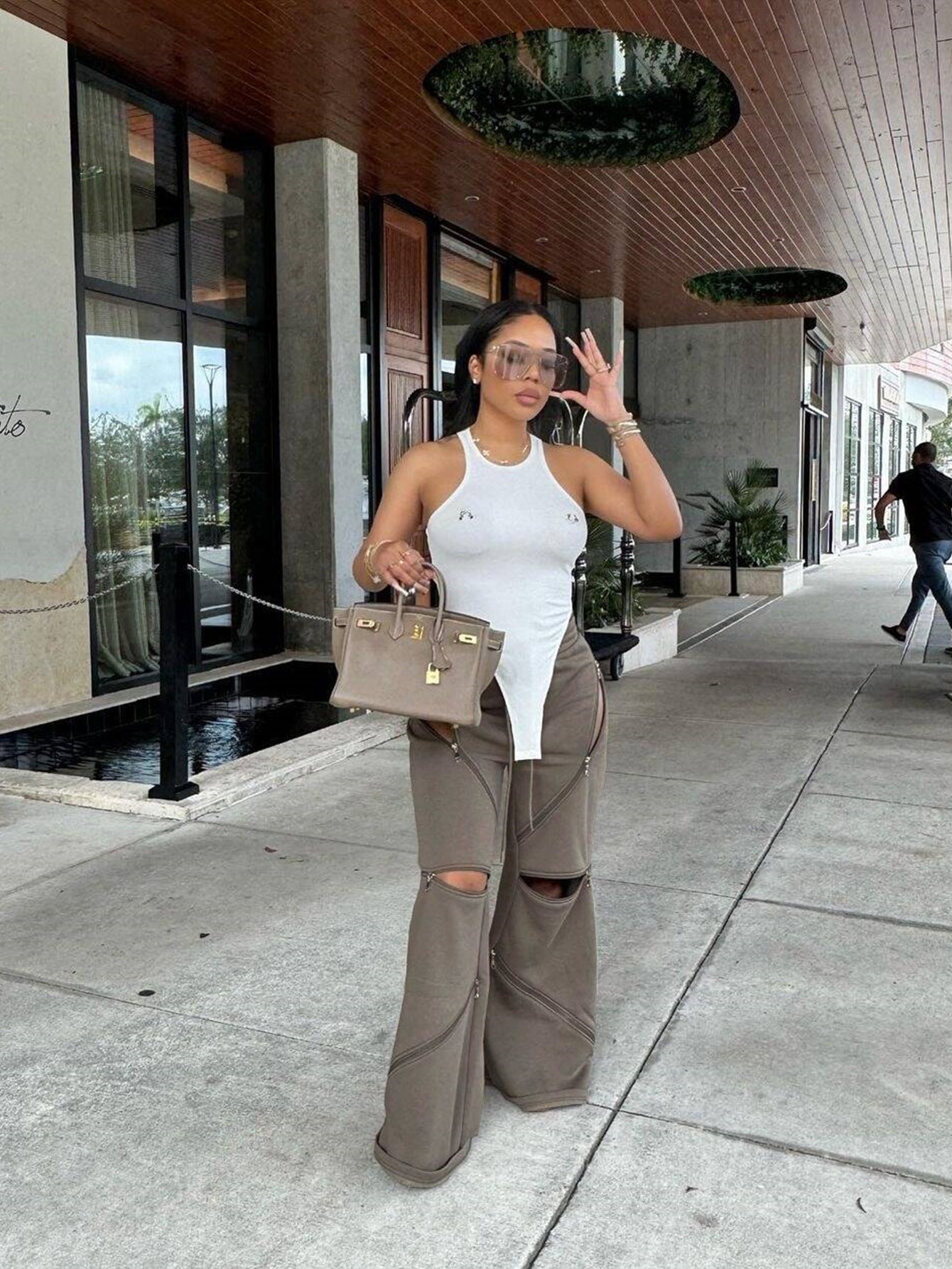 Splicing multiple zippers flared pants